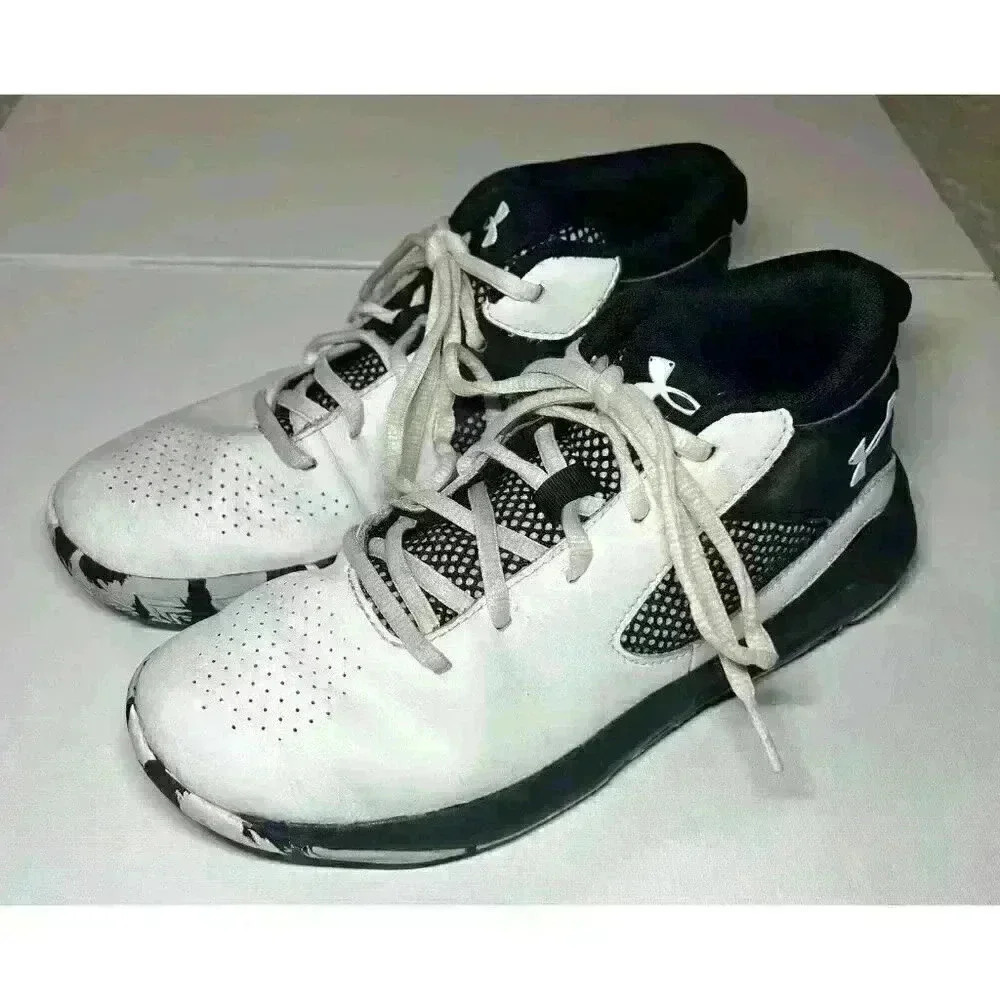 UNDER ARMOUR LOCKDOWN 5 - Youth Boy's Black White Basketball Shoes Sneakers-5.5Y